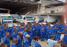 Alves da Cunha / Embasa: Trabalhadores (as) paralisaram as atividades