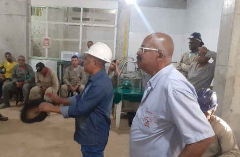 DDS com os trabalhadores (as) da empresa Franisa, canteiro de obras do Horto Florestal