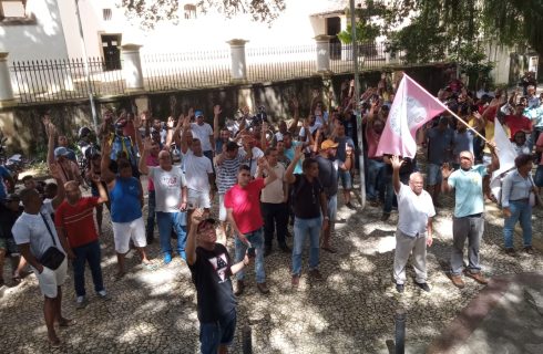 Vitória da luta: Assembleia reúne trabalhadores (as) da Floripark / Coelba