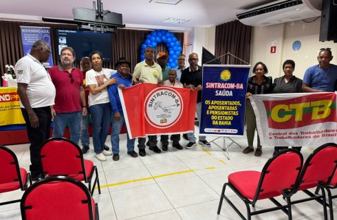 SINTRACOM-BA participa de Seminário dos Aposentados e Aposentadas da FEASAPEB