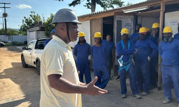 Diretores visitam obra da BMF em Amargosa e falam com trabalhadores (as) sobre Campanha Salarial