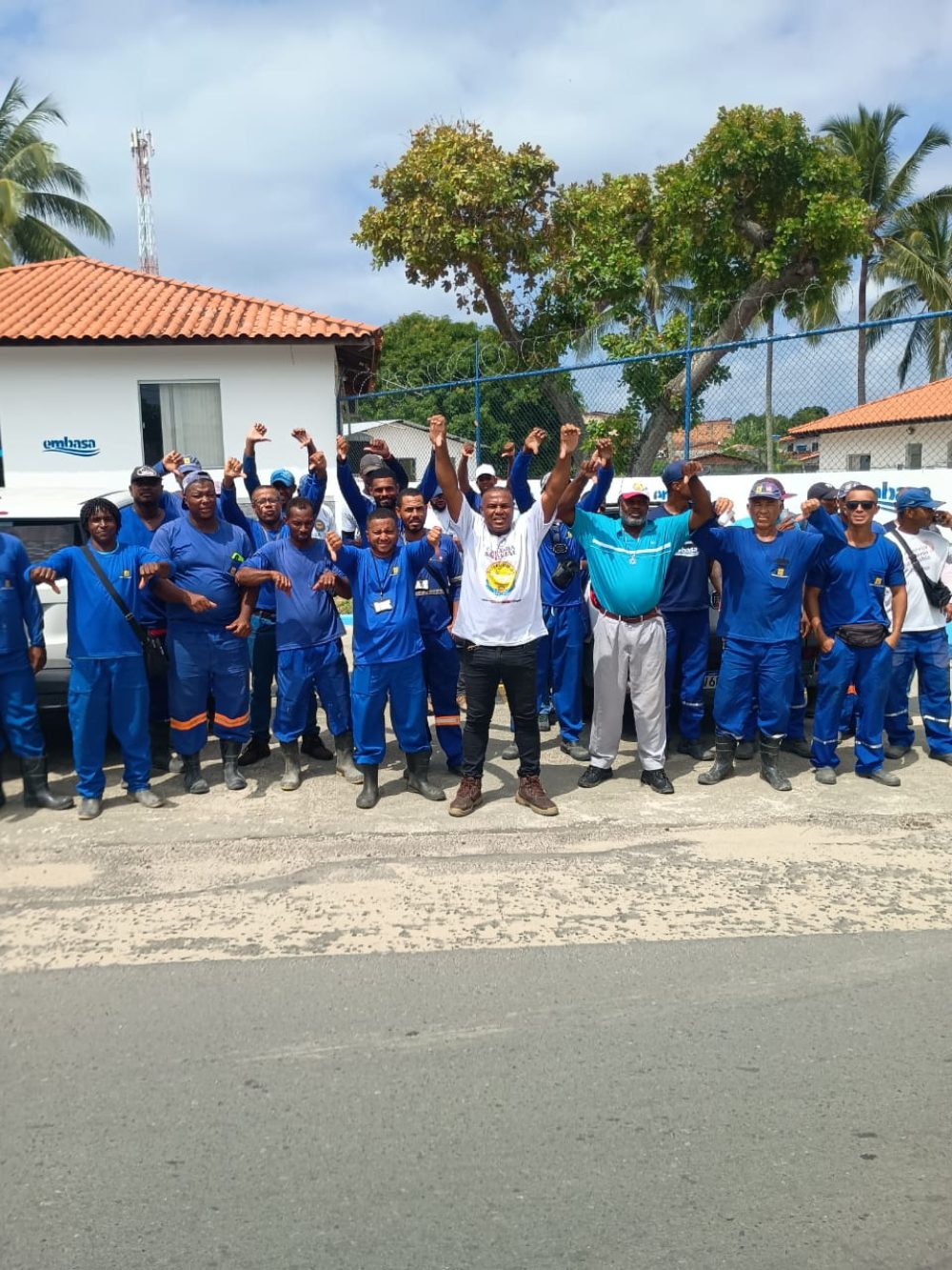 5º dia: Trabalhadores (as) continuam com as atividades paralisadas na CS, Consórcio Águas de Itaparica (Embasa), em Vera Cruz