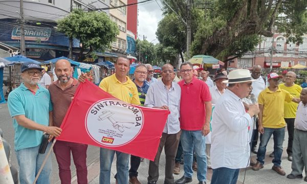 24/01 Dia do Aposentado: SINTRACOM-BA participou de ato na Piedade