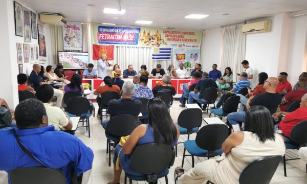 Seminário de Planejamento da FETRACOM-BASE: Fotos e vídeos do Ato político internacional