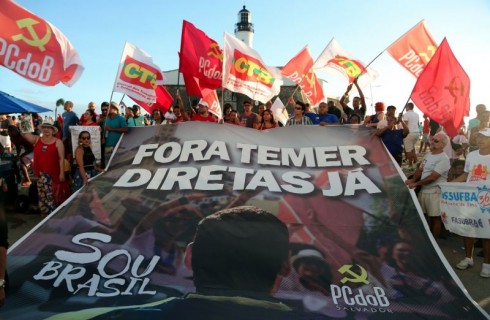 Eleições Diretas e Fora Temer: Manifestações agitam o centro e orla de Salvador