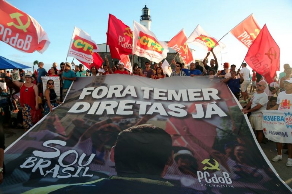 Eleições Diretas e Fora Temer: Manifestações agitam o centro e orla de Salvador