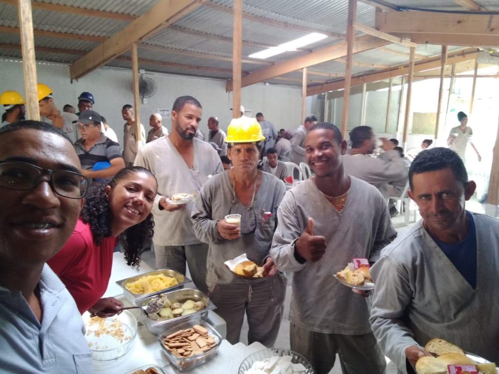 Consórcio HoltzQG: Trabalhadores (as) participam de confraternização