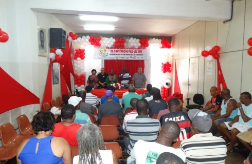 Confira a comemoração do Dia dos Trabalhadores (as) da Construção