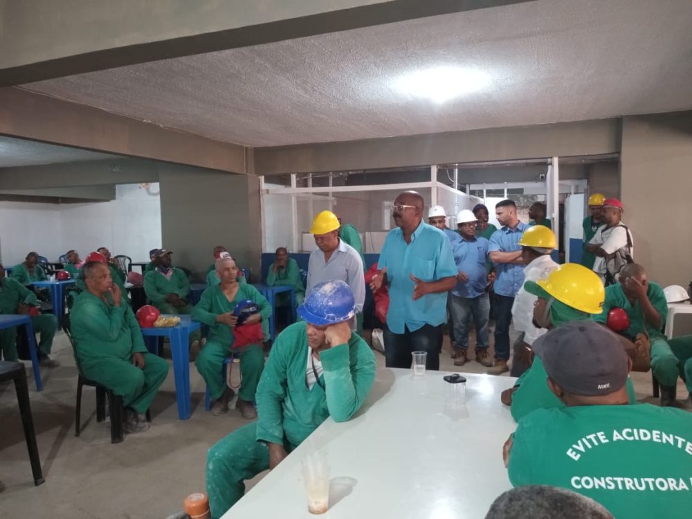 SINTRACOM-BA participa de DDS na empresa BRF