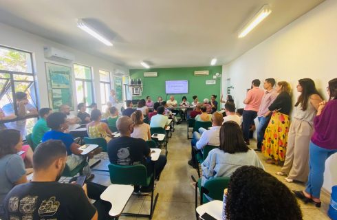 Trabalhadores da Conder aprovam