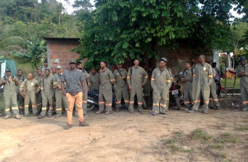 Alagoinhas / J. Mangabeira: Trabalhadores (as) mobilizados por atraso no pagamento da cesta básica
