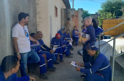 Irecê: SINTRACOM-BA participou do DDS com trabalhadores (as) da empresa Sulbaiana