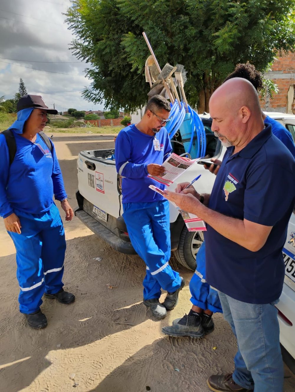 Itaberaba: SINTRACOM-BA visitou os trabalhadores (as) das empresas Ecoelétrica e Porto Fino