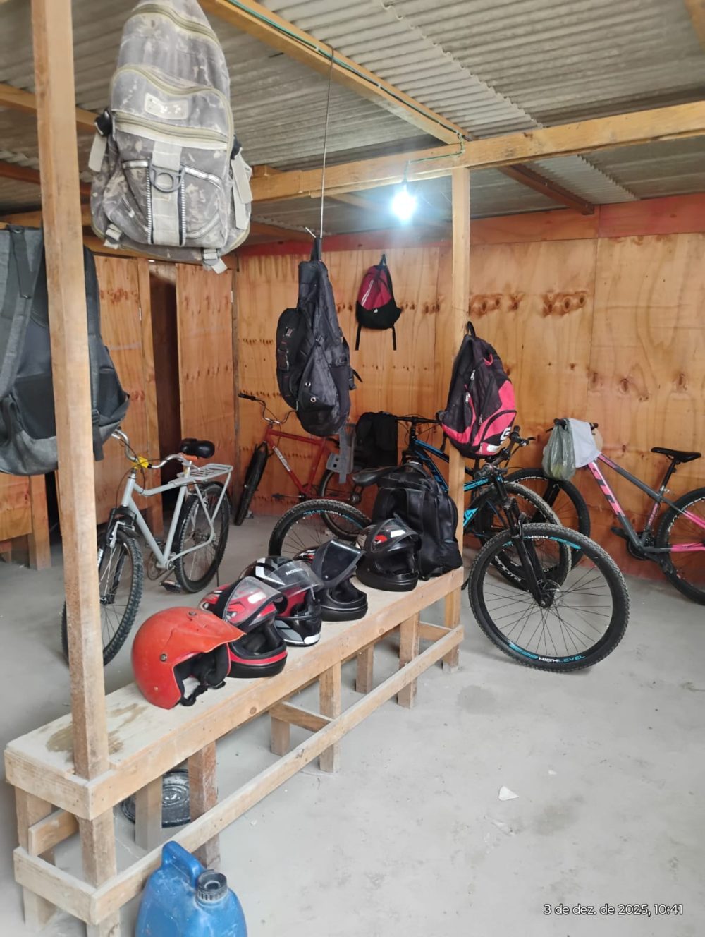 Remanso: SINTRACOM-BA cobra da Art & Projeto uma data certa para  pagamento da cesta básica  e armários para os trabalhadores (as)