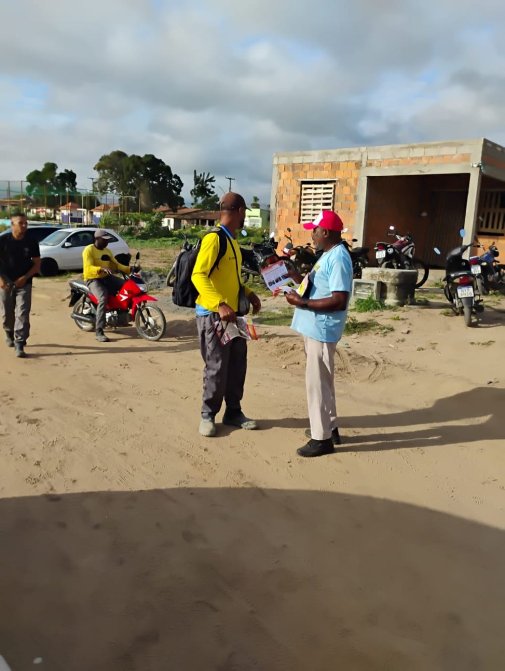 SINTRACOM-BA visita o canteiro de obras da L Marquezzo, em Conceição da Feira