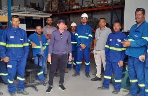 Elétricas: Trabalhadores (as) da Dínamo estão parados e cobram salários, férias e FGTS, em Jacobina