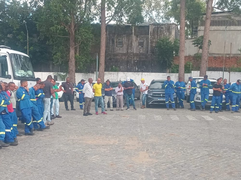 Trabalhadores (as) da Dínamo continuam parados em Salvador, Jacobina e Serrinha