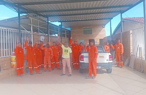 Alagoinhas: Paralisação na Cotemon por atraso no pagamento de salários e ticket alimentação