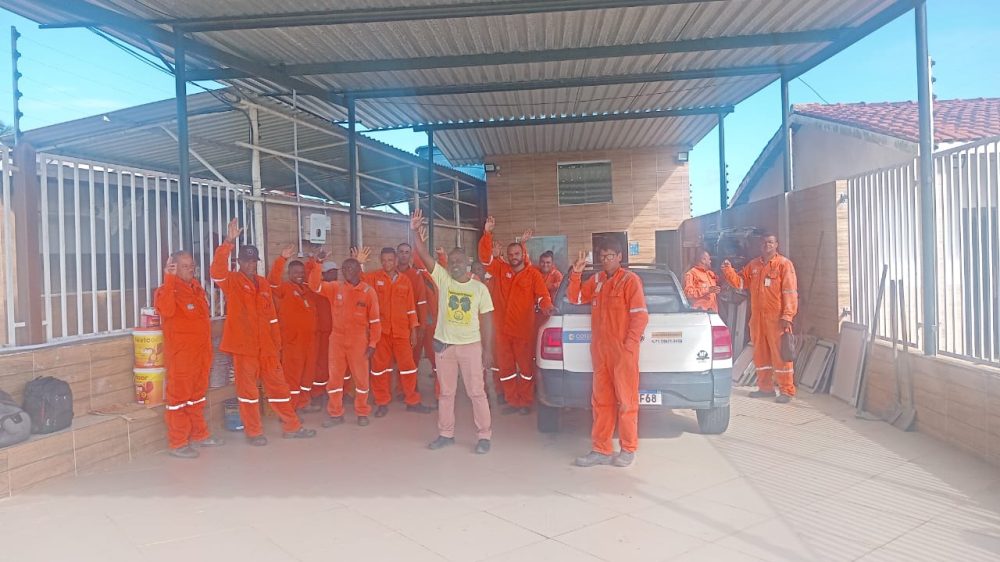 Alagoinhas: Paralisação na Cotemon por atraso no pagamento de salários e ticket alimentação