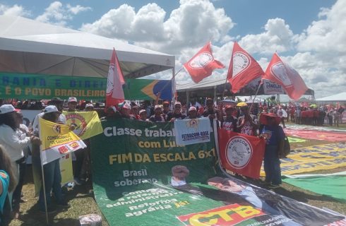 SINTRACOM-BA presente na Conclat e na Marcha da Classe Trabalhadora, em Brasília