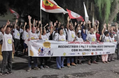Vitória dos trabalhadores (as): Assembleia aprova reajuste de 4,40% (inflação + ganho real)