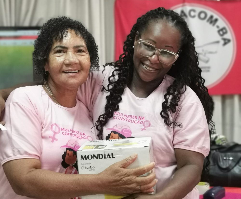 8M SINTRACOM-BA: Teve sorteio de brindes na atividade do Dia Internacional da Mulher