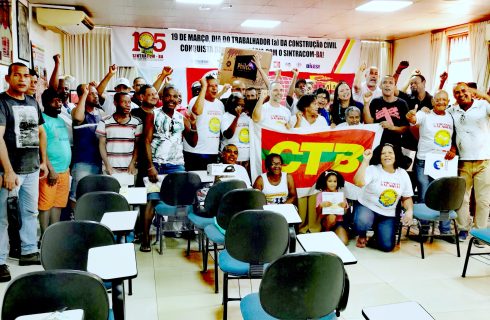 SINTRACOM-BA comemora 105 anos com um bonito encontro no Dia do Trabalhador (a) da Construção Civil