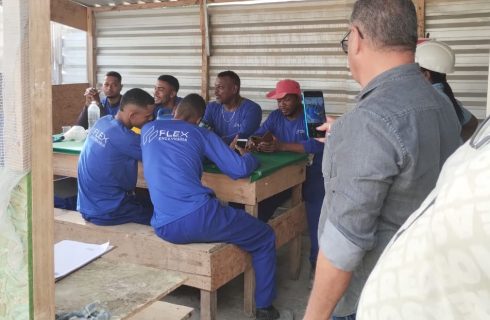 Elevador Lacerda: DDS com trabalhadores (as) da Flex Engª