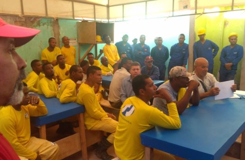 SINTRACOM-BA participa de DDS na empresa San Juan