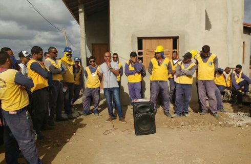 Santa Luz: Assembleia na NM cobra cumprimento da CCT