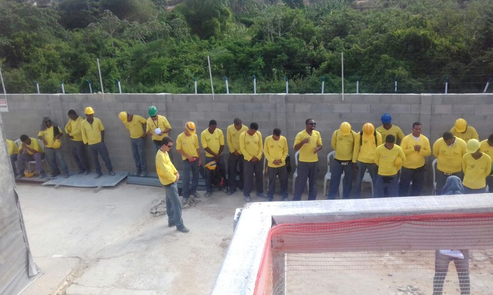 Alagoinhas: Protesto e paralisação na L. Marquezzo