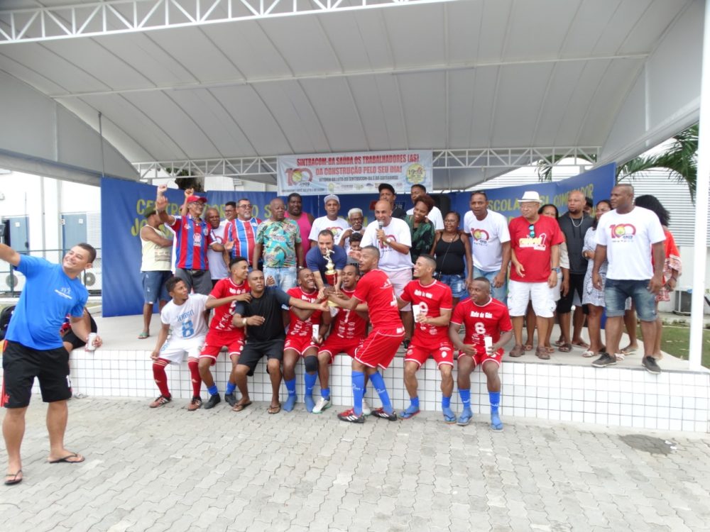 24/03: Centenário do SINTRACOM-BA teve dia de futsal e diversão