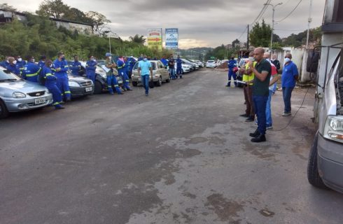 Dínamo (Coelba): Protesto dos trabalhadores (as)