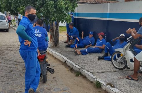 MS / Embasa: Trabalhadores (as) paralisam de novo por atraso de salários