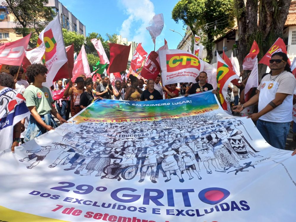 SINTRACOM-BA participa do 29º Grito dos Excluídos, junto com a CTB Bahia