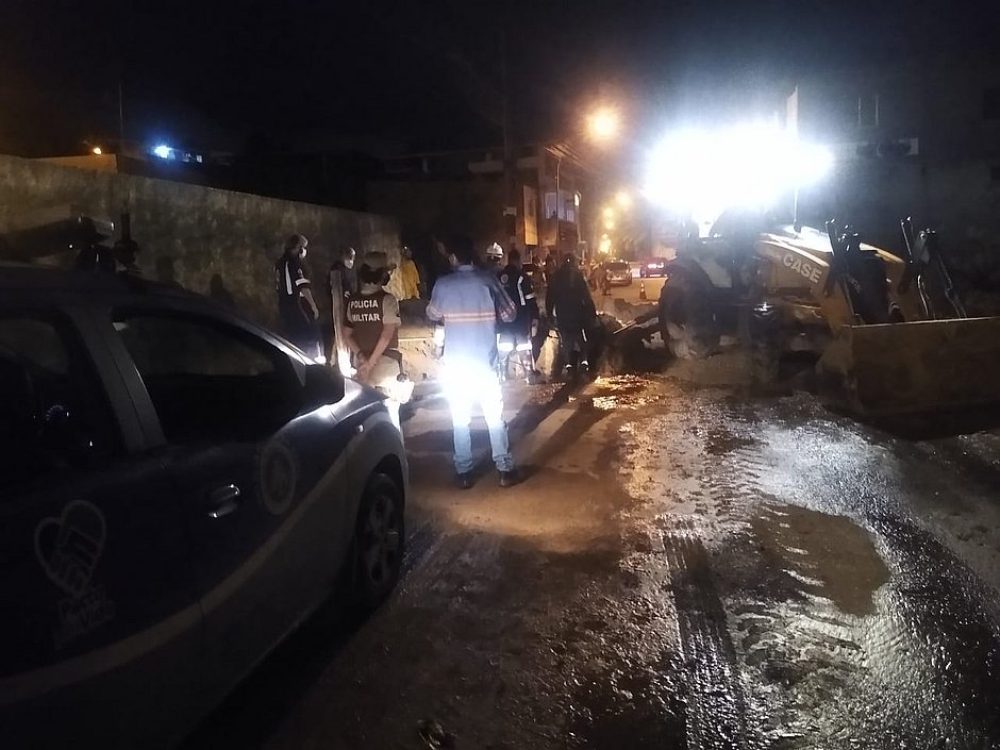 Trabalhador morre soterrado em obra da Embasa